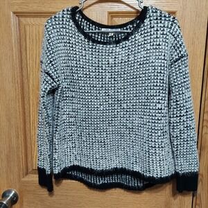 Jolt Black and White Cozy Knit Sweater Women's Size‎ M Eyelash